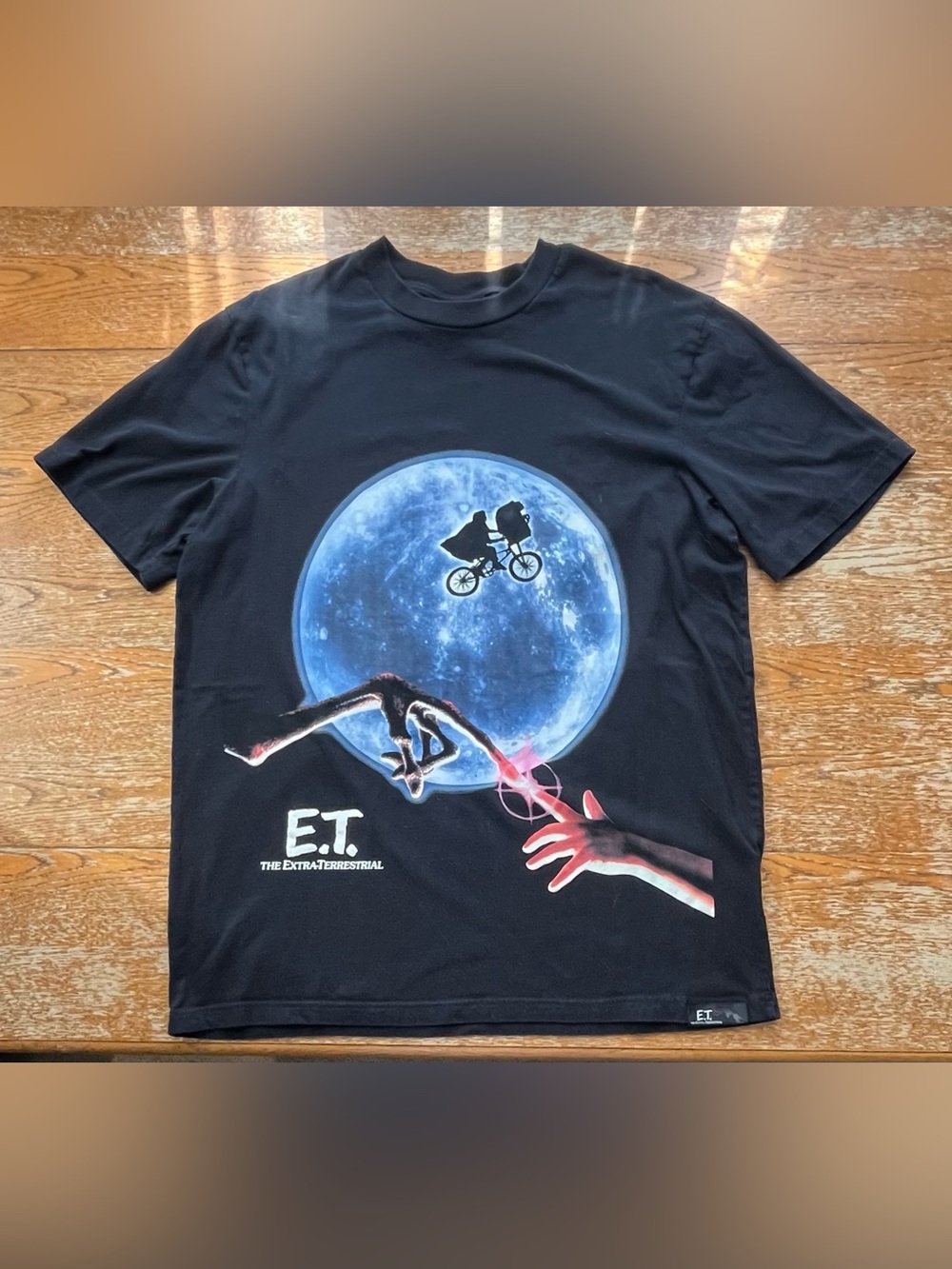 E.T. Extra-Terrestrial Black T-shirt Shoe Palace Universal Size XL Mens 2021